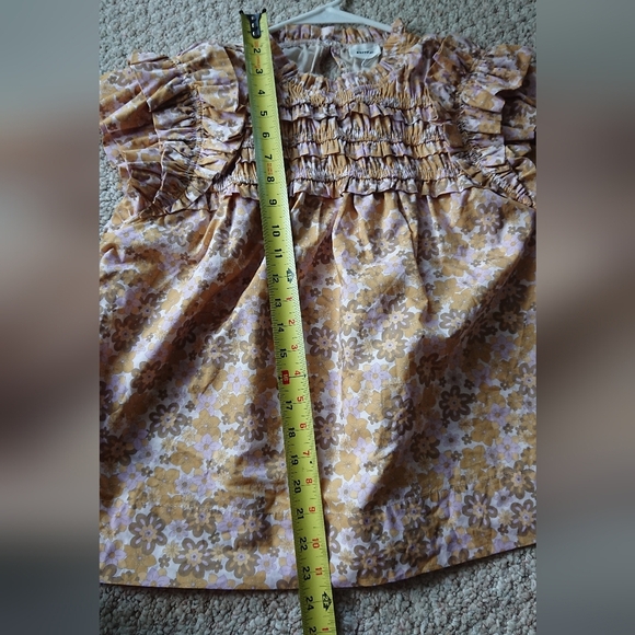 AUREUM Smocked Ruffled floral Blouse size M - Picture 5 of 12